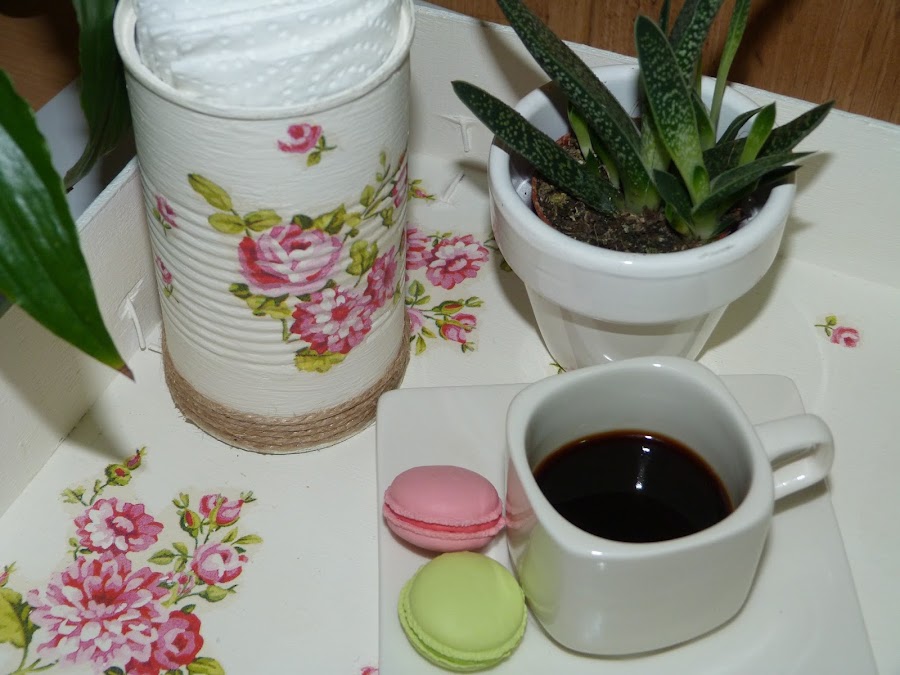 isabelvintage-vintage-caja-fruta-fresas-decorada