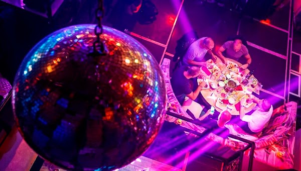 ¿En mi comunidad se abrirán las discotecas este verano? ¿En mi comunidad se abrirán las discotecas este verano?
