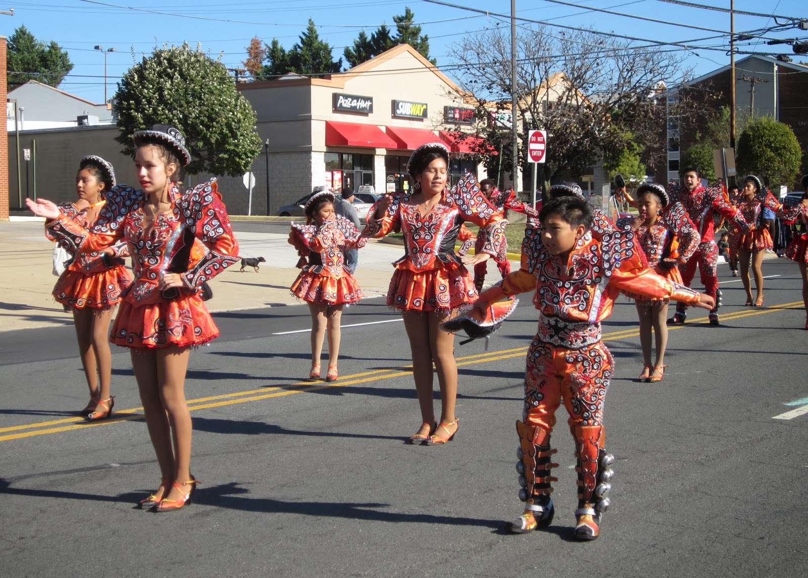 the Annandale Blog Annual parade brings color, music, and fun to Annandale