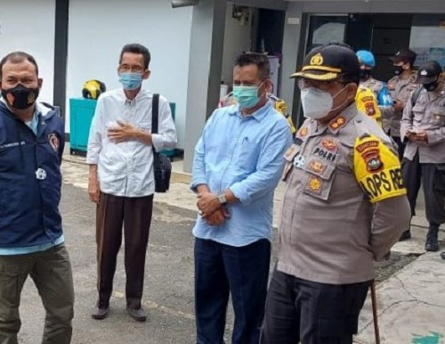 Kapolresta Barelang Pimpin Pengecekan Pengamanan Rapat Pleno Terbuka Tingkat Kecamatan Kapolresta Barelang Pimpin Pengecekan Pengamanan Rapat Pleno Terbuka Tingkat Kecamatan