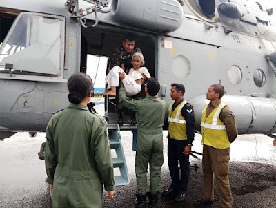 Rescue mission by indian Navy helicopters