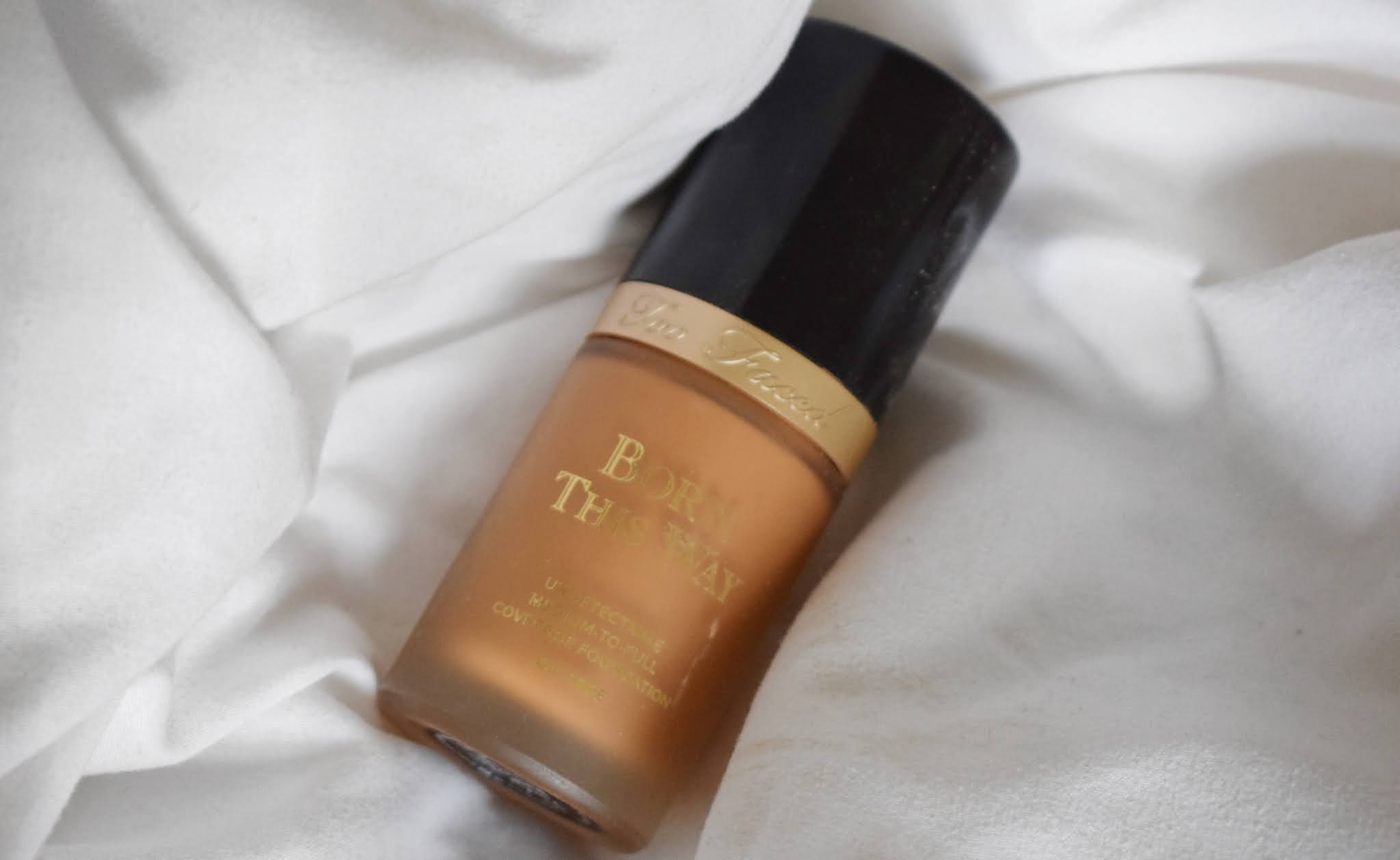 Too Faced Born This Way 