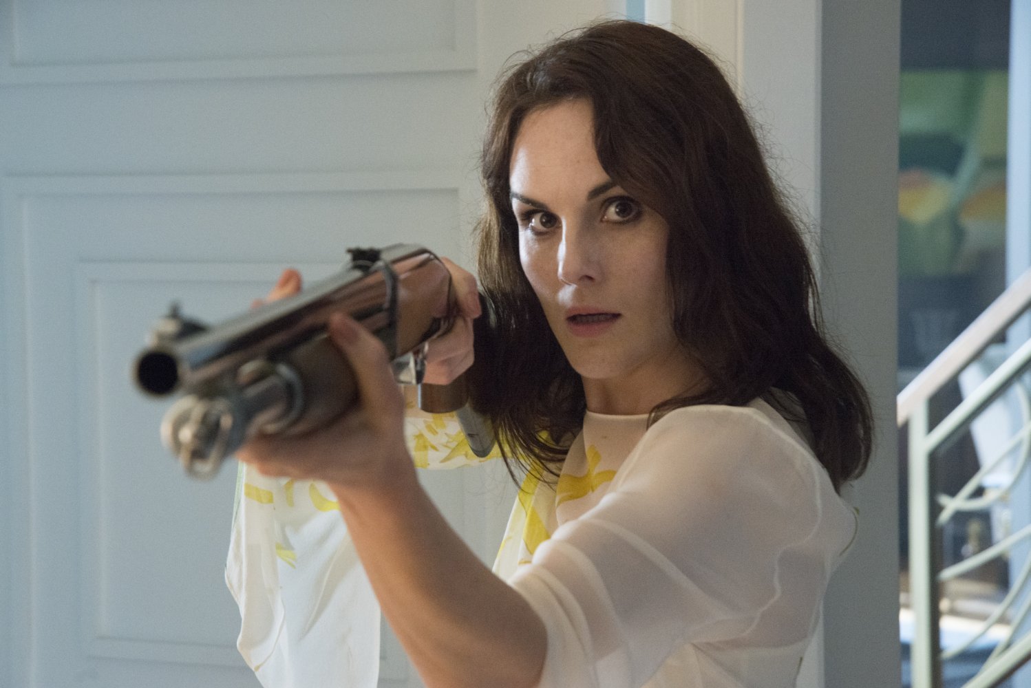 Films Et Séries Tv Avec Michelle Dockery GOOD BEHAVIOR Series Trailers, Images and Poster | The Entertainment Factor