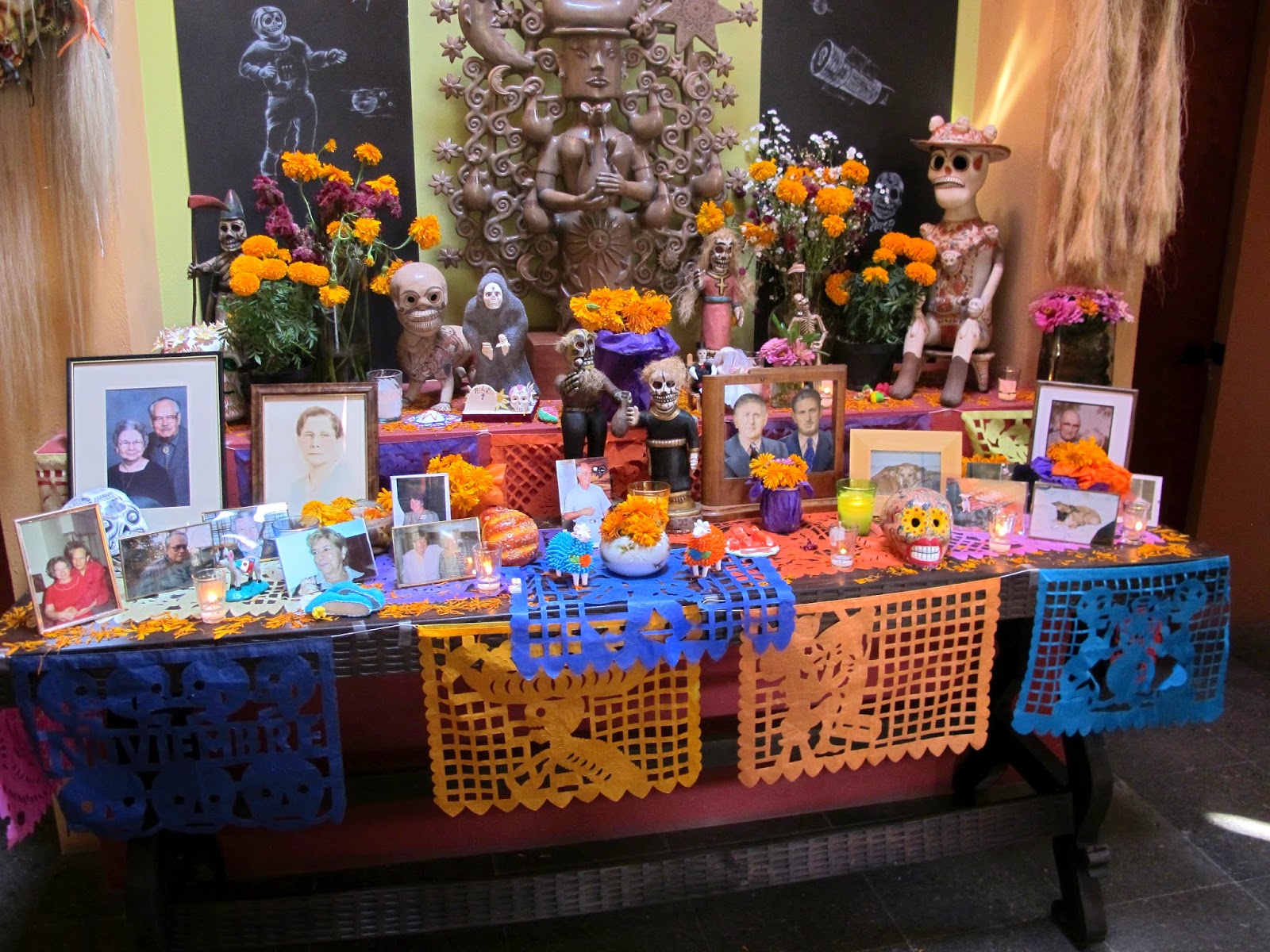 Robin Talks, Cooks and Travels Ofrendas, Altars for loved ones during