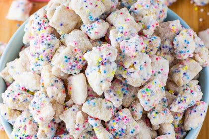 SUGAR COOKIE PUPPY CHOW