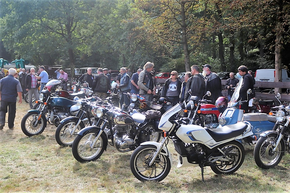 Heideort Steinhorst Niedersachsen: Oldtimer Treffen am 21./22. September