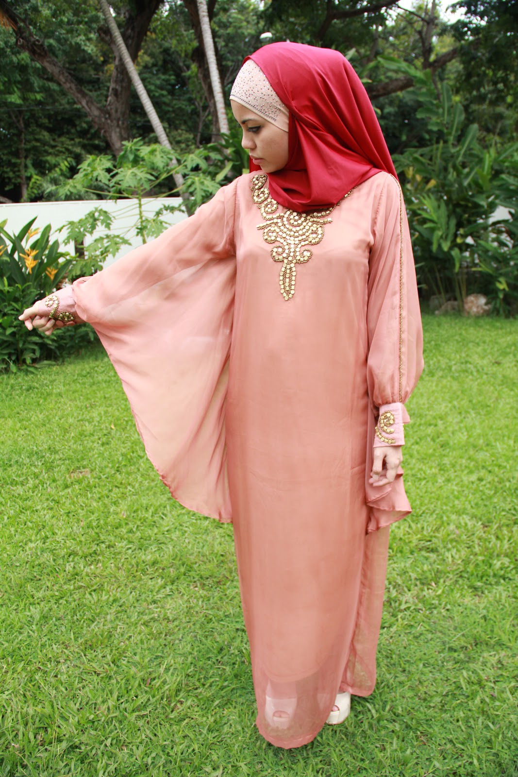Creative Bee 'LALAN' Natural Dyed Handwoven Signature Weave Silk Kaftan main image 1