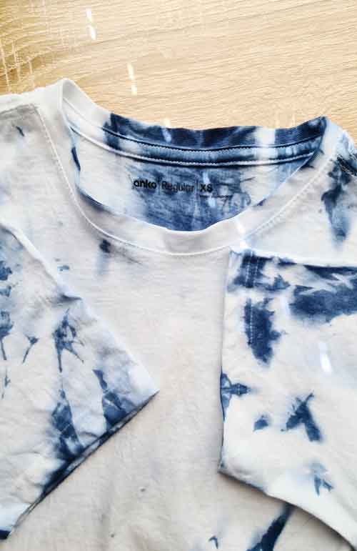 Tips and Tricks on How to Tie Dye Shirts - Keeping it Simple