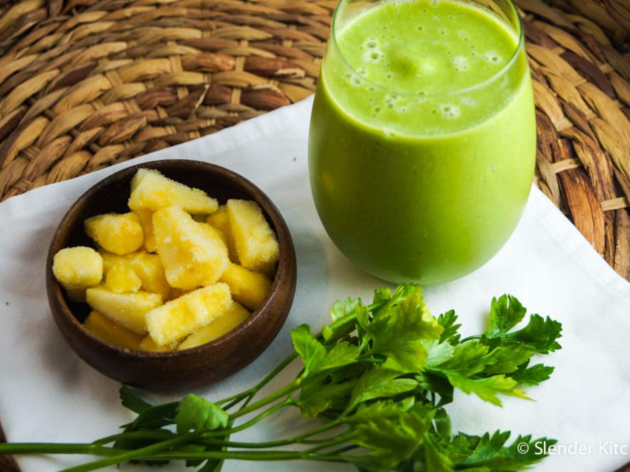Parsley Smoothie Helps You Lose Weight HealthTips In 2020 Children