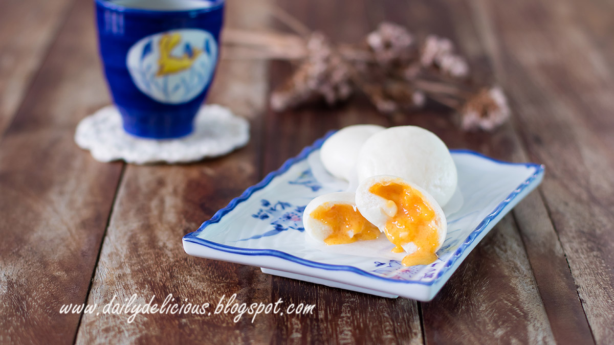 dailydelicious Runny Custard Buns Salted egg yolk custard buns