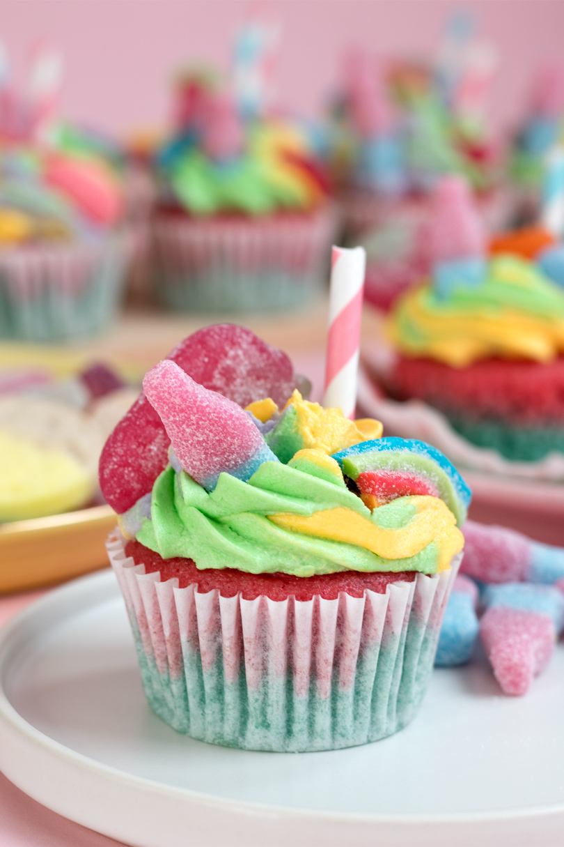 vegan pick 'n' mix bubblegum cupcakes