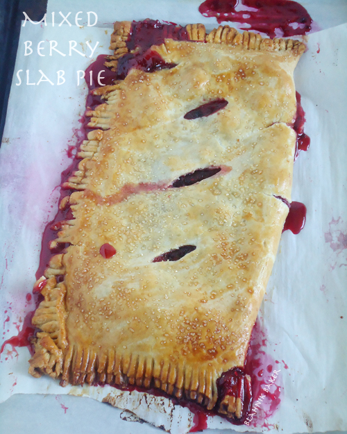 Mixed Berry Slab Pie| www.blahnikbaker.com