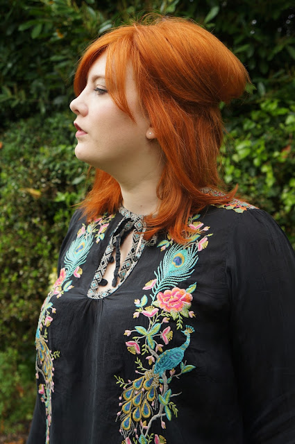 Floral Obsession with Navabi - The Em Edit