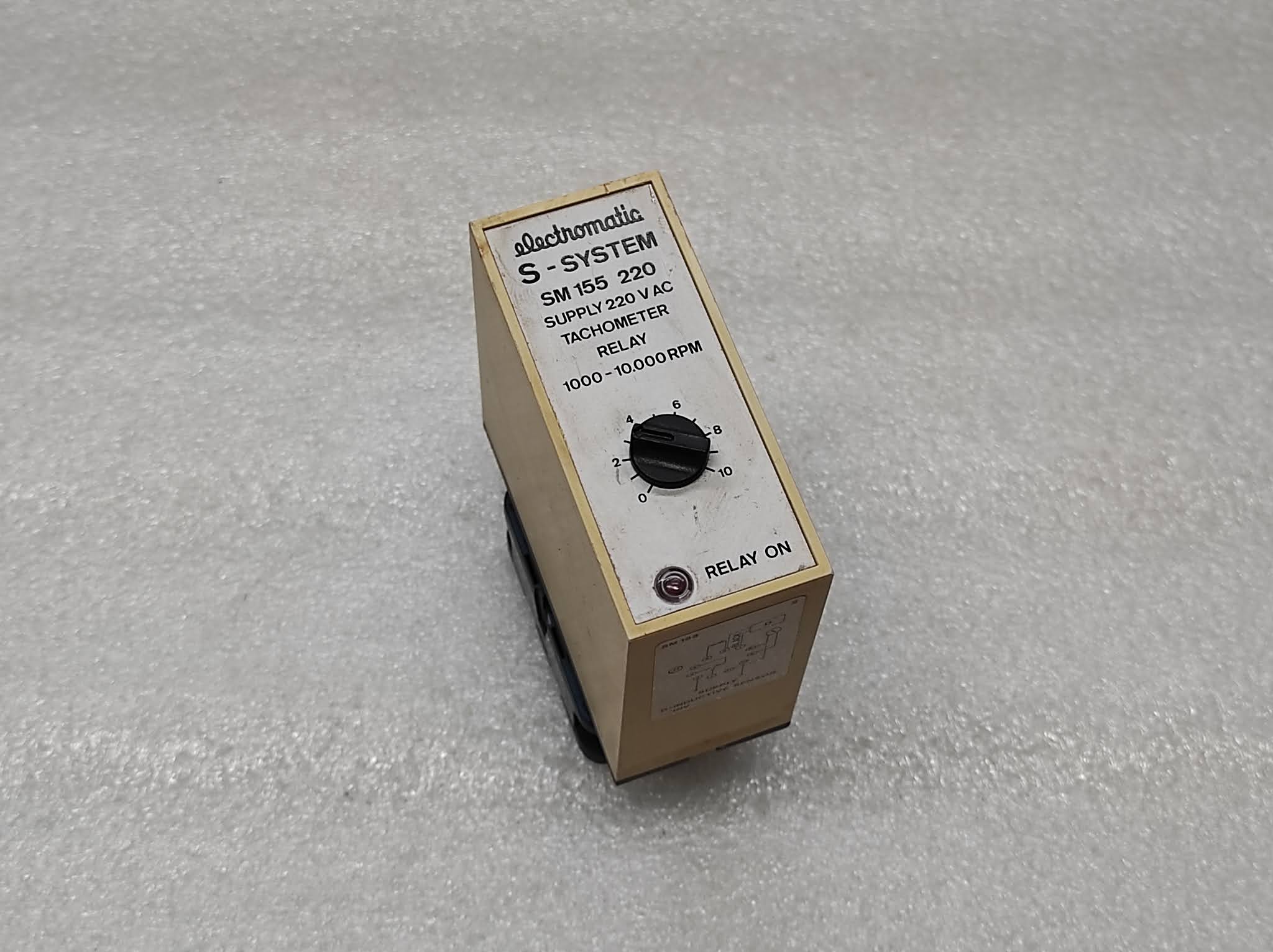 ELECTROMATIC SSYSTEM SM 155 220 TACHOMETER RELAY 220V SM155220