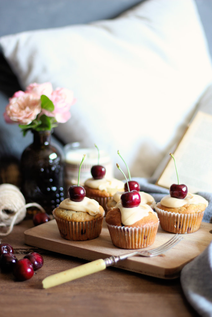 Sahnewölkchen Rezept für herrlich sommerliche KirschHaferflocken