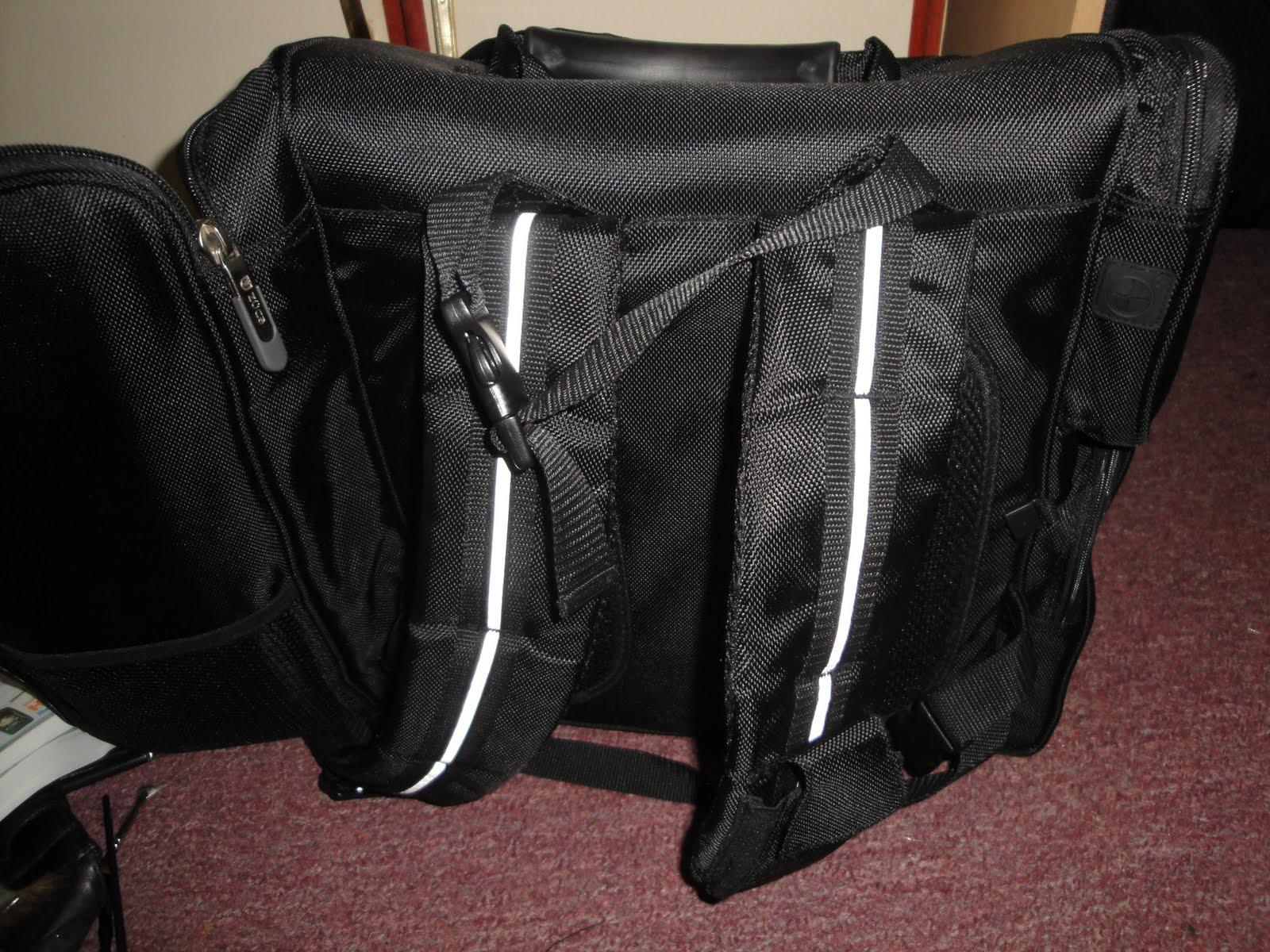 DixieAnn Musings of a Makeup Artist My New Zuca Makeup Case
