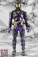 S.H. Figuarts Kamen Rider Horobi Sting Scorpion 03