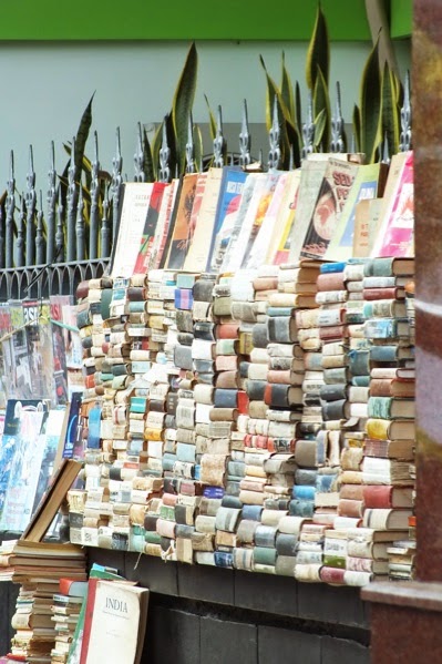 Beli Buku Dan Majalah Bekas Di Cikapundung Bandung Diary