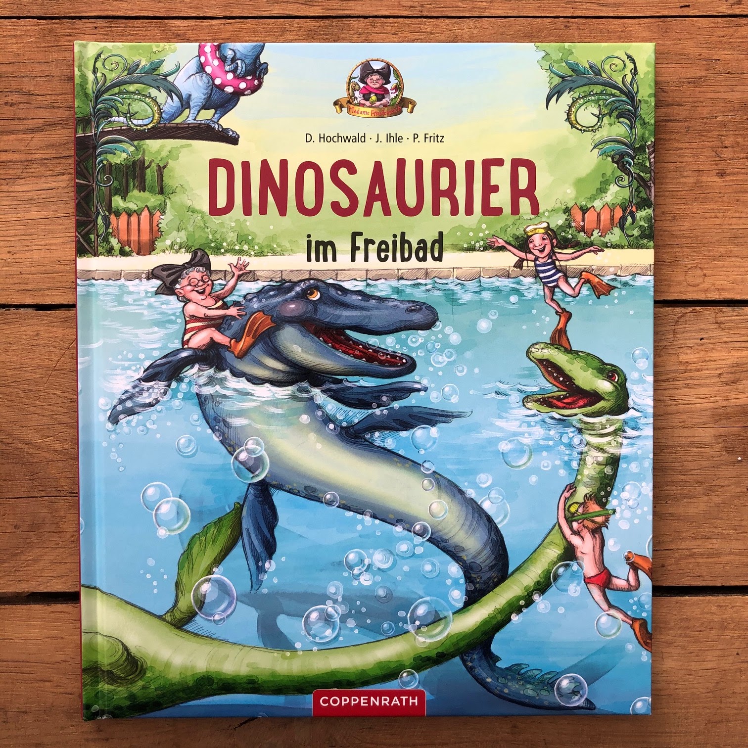 Kinderbuchblog Familienbücherei Dinosaurier im Freibad