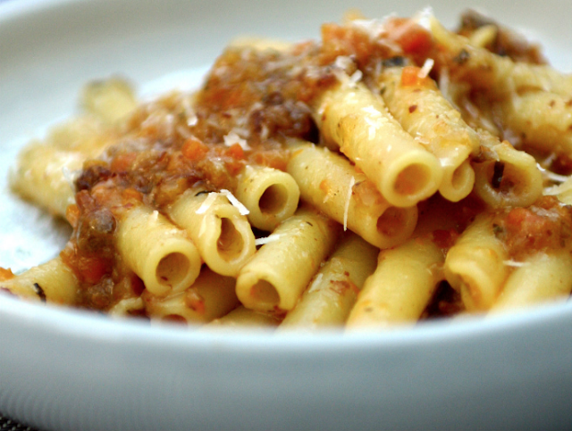 ziti alla genovese recipe