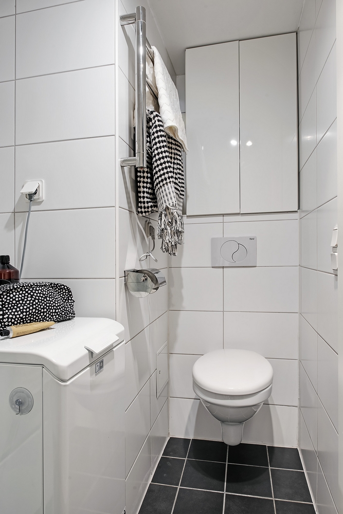 Lovely Day a Brand-New Sofa