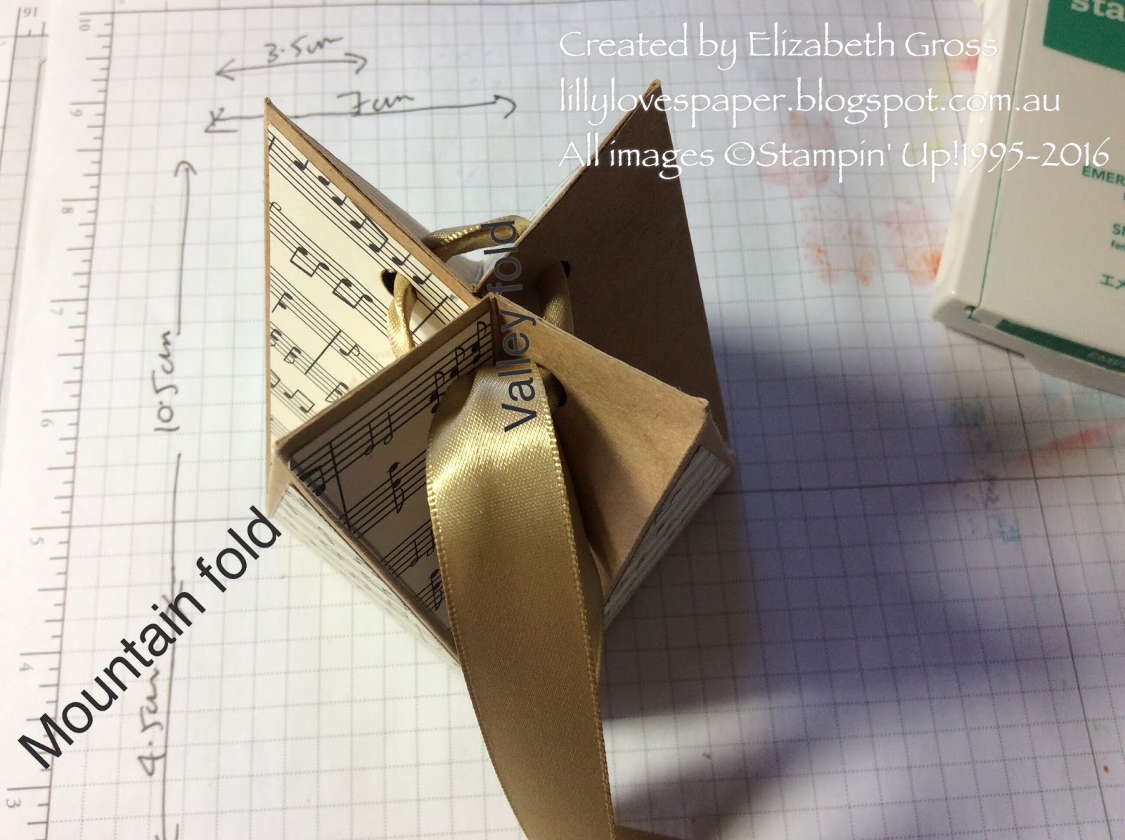 Triangle gift Box instructions for CTC89 Christmas Packaging