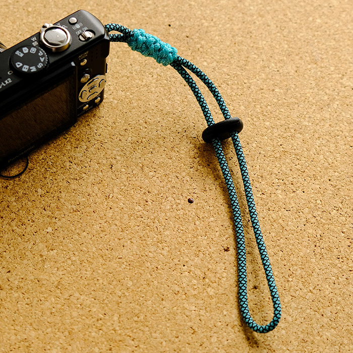 スマホストラップ カメラストラップ クライミングロープ ハンドメイド パラコードスマホストラップ パラコード クライミングロープ カメラ