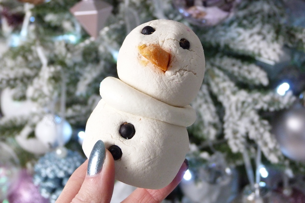 Lush // The Snowman Bubbleroon Review Lucyy Writes