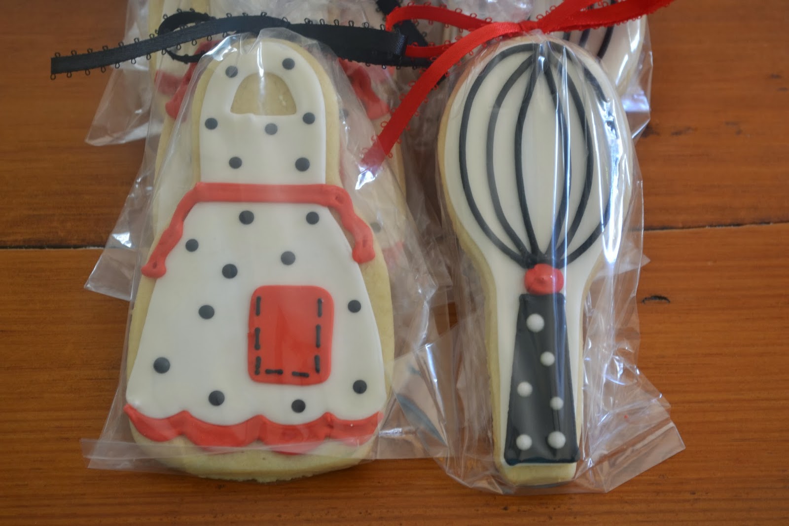jackandy cookies Apron and Whisk Cookie favors