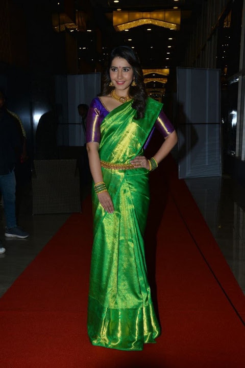 Raashi Khanna at Srinivasa Kalyanam Audio Release