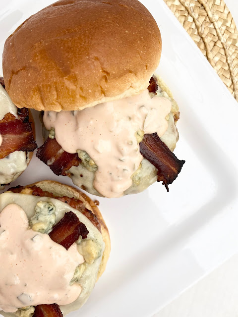 Bacon & Bleu Pork Burgers. #ad #iowapork #sweetsavoryeats