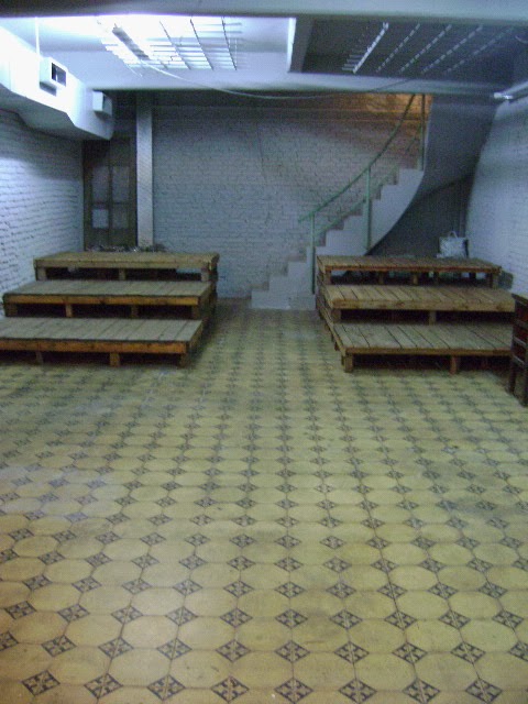 Las gradas de la sala