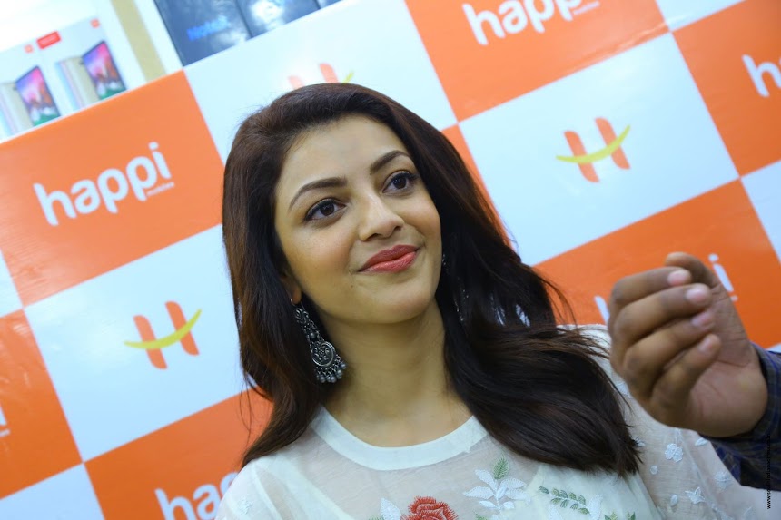 Kajal Aggarwal at Happi Mobiles Launch