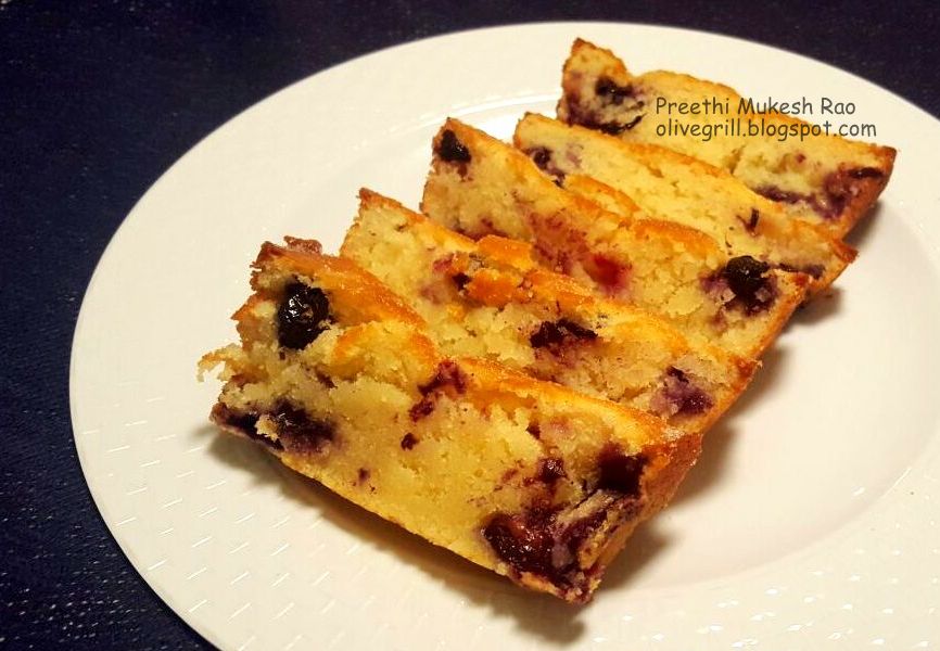 Eggless Blueberry Cake