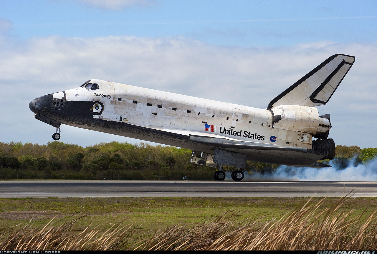 спейс шаттл discovery. челнок дискавери. Space shuttle discovery. космический челнок шаттл. космический челнок шаттл.
