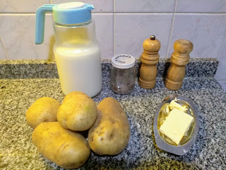 Puré de patatas con mantequilla y leche