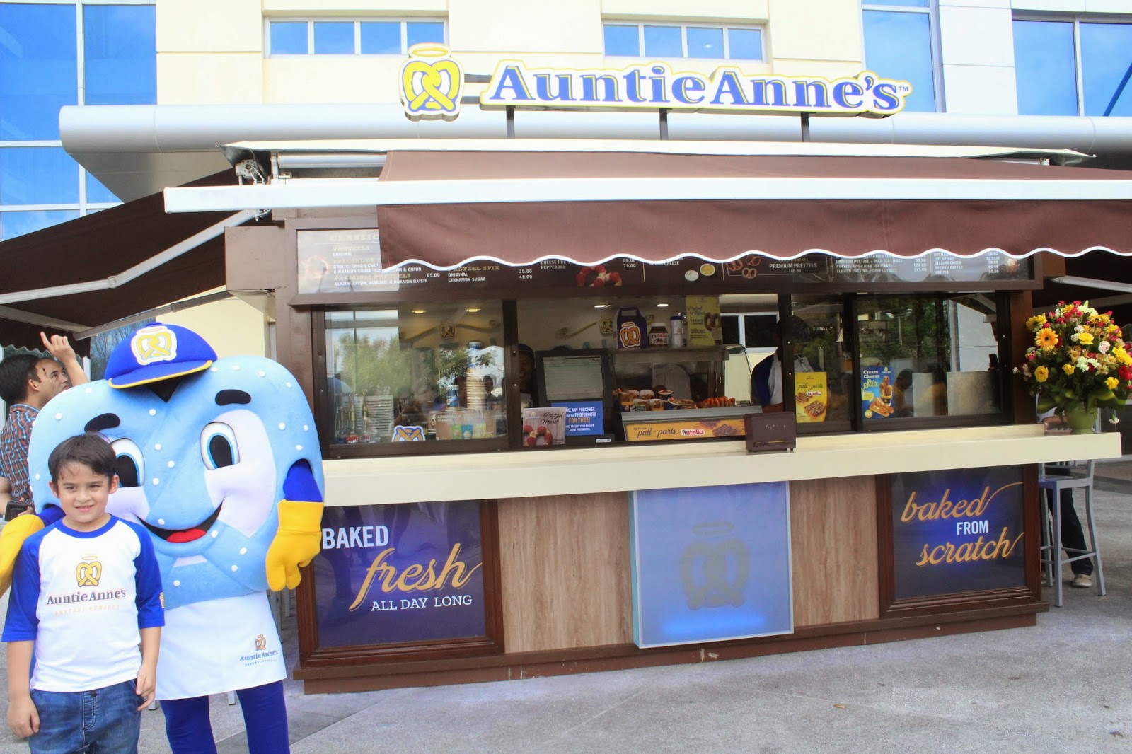 Mom's World of Arts and Happiness Aunt Anne's Now Open at McKinley