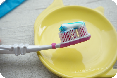aquafresh intense toothpaste review