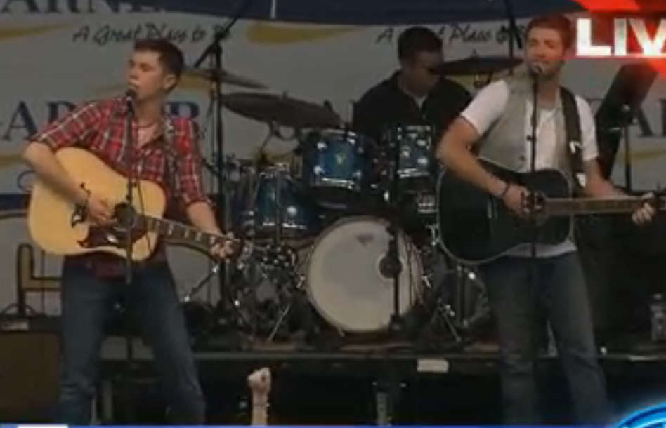 TodayNews24 Josh Turner and Scotty McCreery’s duets of “Baby Lock them