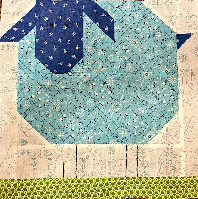 dream quilt create: Scrappy Haystack Sampler quilt