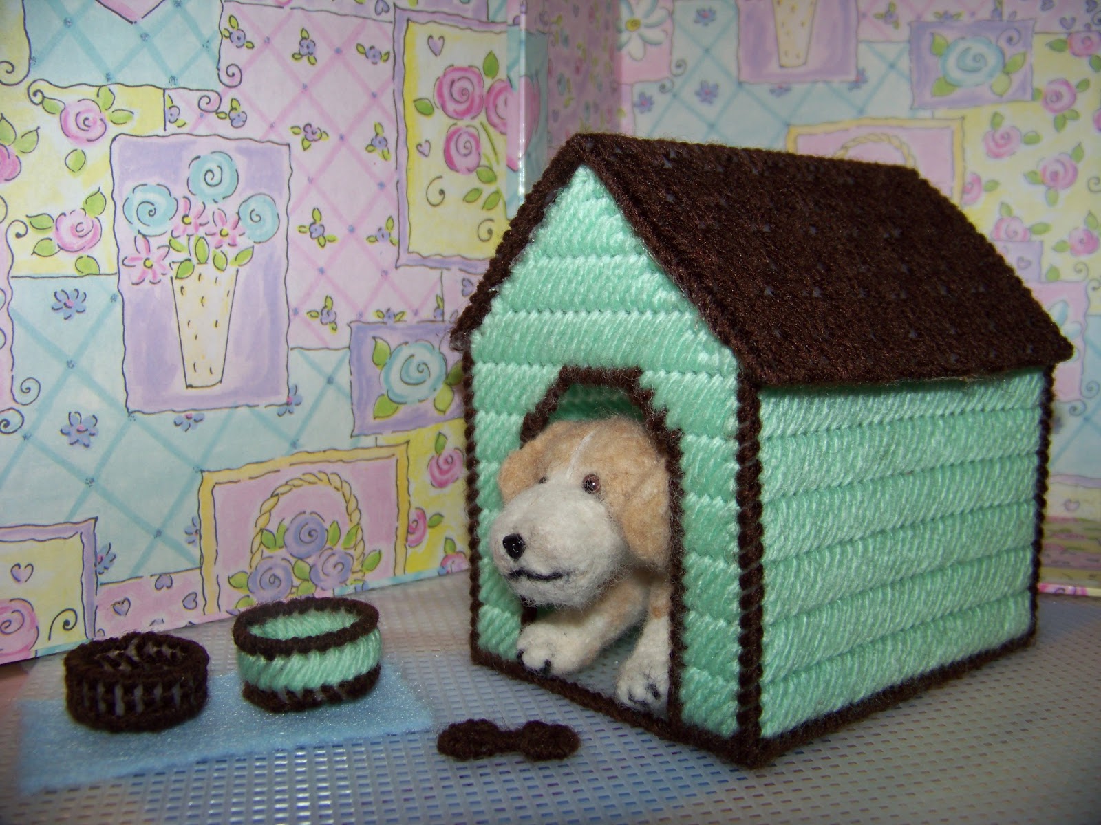 Crafty Kat Plastic canvas dog house for needle felted Beagle