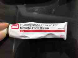 تجربتي مع كريم الهيدروكينون للكلف. هل يزيله حقا؟