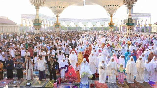 Pemerintah Resmi Melarang Salat Idul Fitri Dilakukan di Masjid atau Lapangan