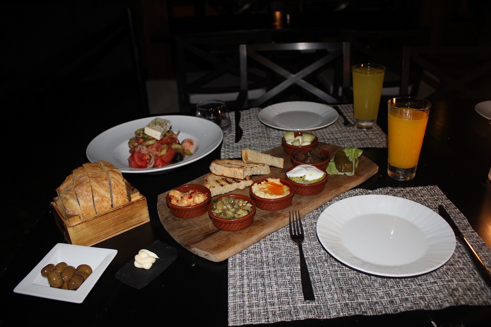 İstanbul Kazan Ben Kepçe Hilton Hotel Bomonti\The Globe Restaurant