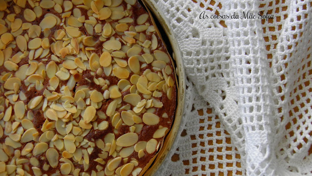 Bolo de Laranja e Amêndoa (sem farinha de trigo, lacticínios e açúcar refinado)