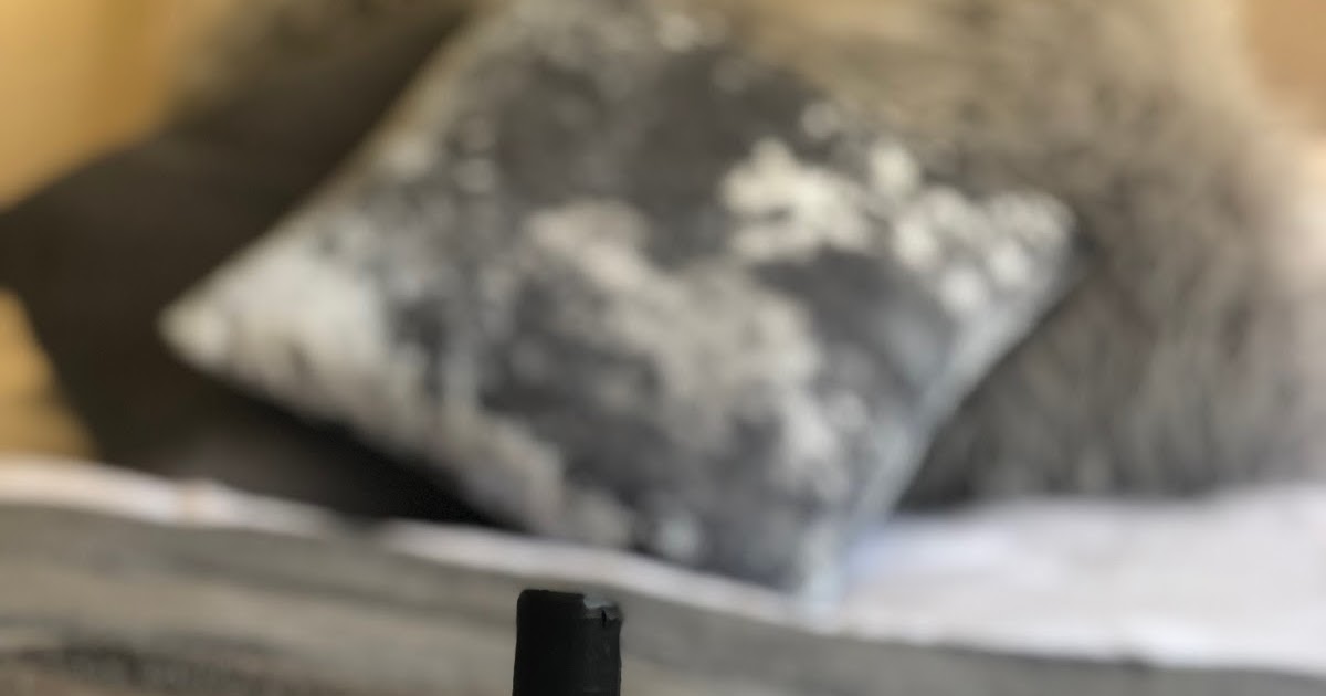 Lush Silky Underwear Dusting Powder Molly