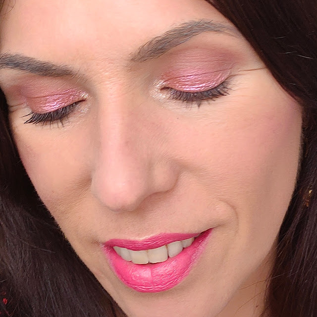 look rosa Paleta The Breeze de Sheglam 11