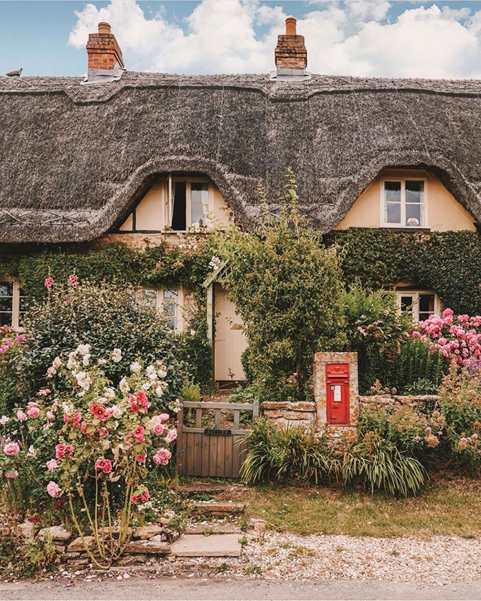 Weekday Wanderlust: The Beautiful English Countryside