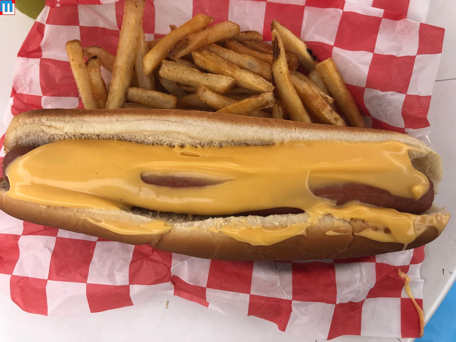 midwestinfoguide-season-dining-pass-2019-six-flags