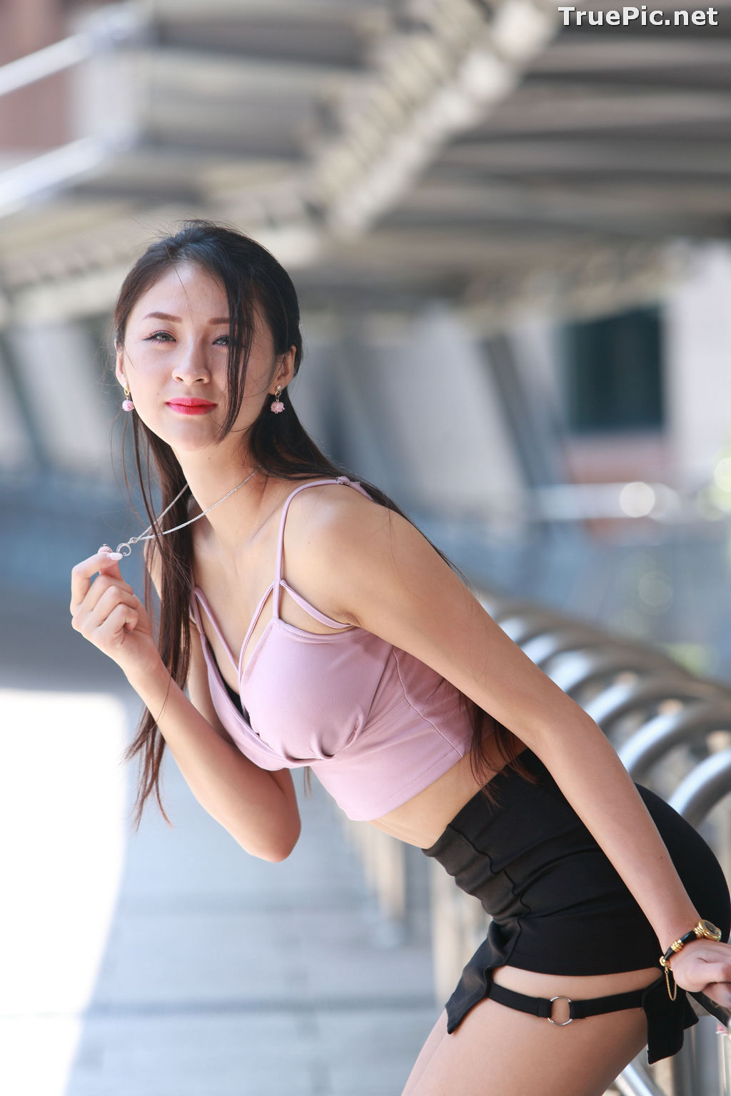 Image Taiwanese Model – Lola (雪岑) - Charming and Attractive Long Legs Girl - TruePic.net - Picture-50